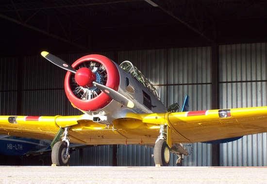 North American T-6 Texan 1942